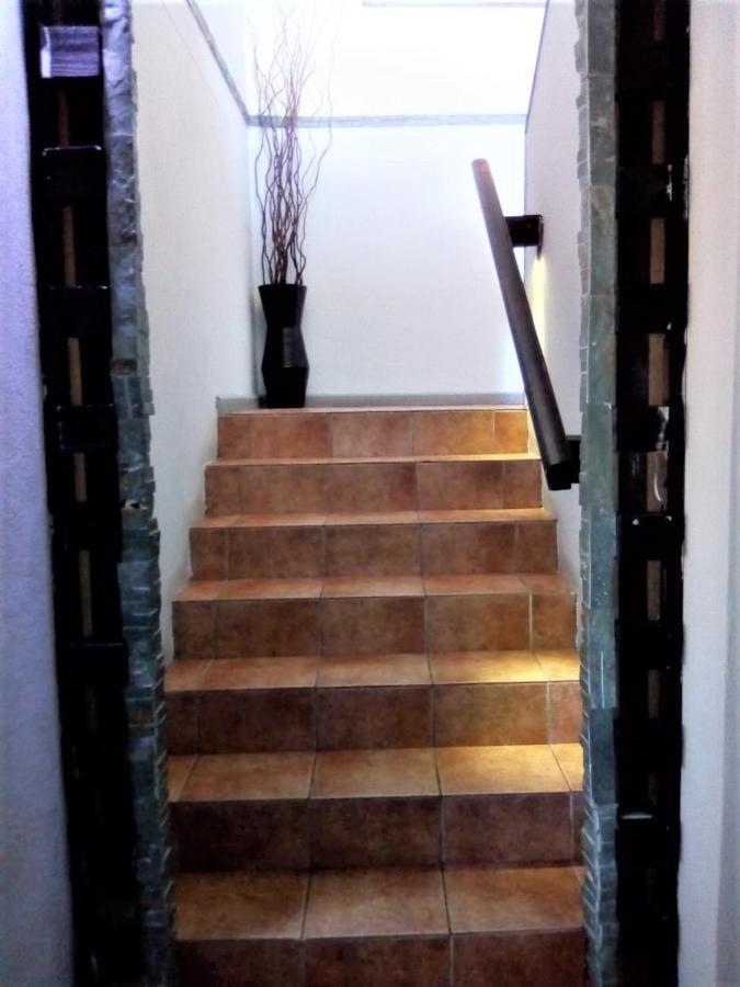 Bread And Barrel Guesthouse Bellville Cape Town Exterior photo